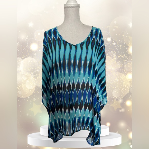 Miss Tina Tops - ❤️*  SOFT FLOWY V-NECK  TOP LARGE